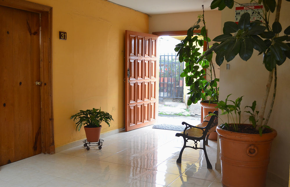 Hotel Posada Camelinas Pátzcuaro Екстериор снимка