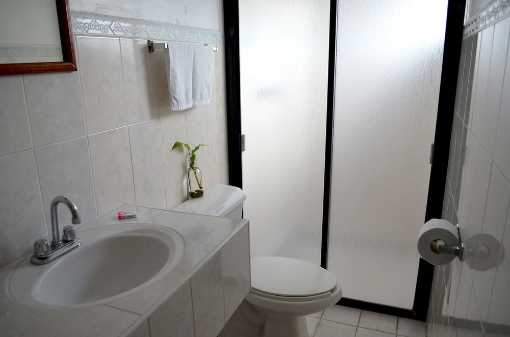 Hotel Posada Camelinas Pátzcuaro Екстериор снимка