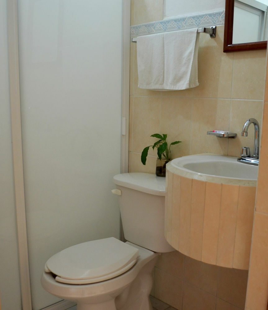 Hotel Posada Camelinas Pátzcuaro Екстериор снимка